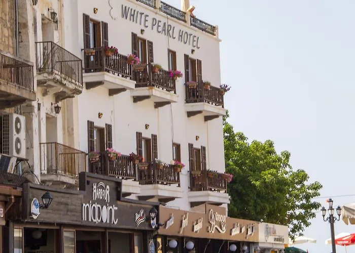 White Pearl Hotel Kyrenia (Northern Cyprus)