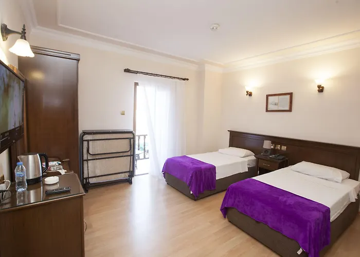 White Pearl Hotel Kyrenia (Northern Cyprus)