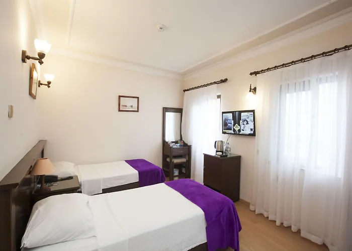 White Pearl 3* Kyrenia (Northern Cyprus)