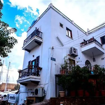 Hotel White Pearl
