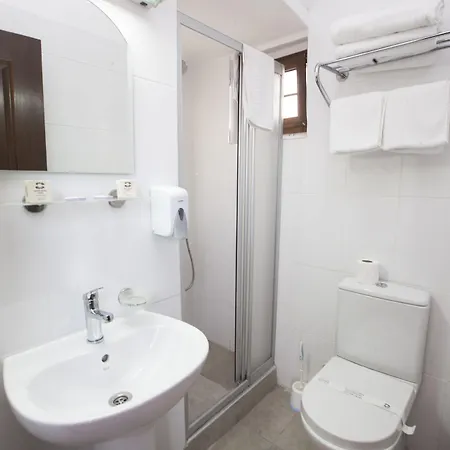 White Pearl Ξενοδοχείο Κερύνεια