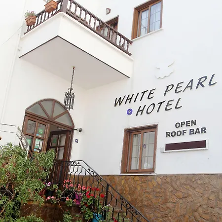 White Pearl 3* Kyrenia (Northern Cyprus)
