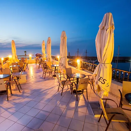 White Pearl Κερύνεια