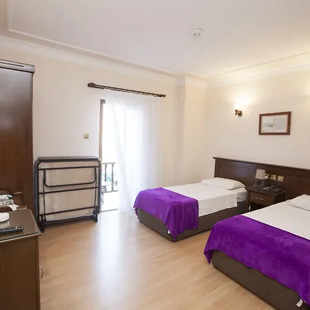 White Pearl Hotel Kyrenia (Northern Cyprus)