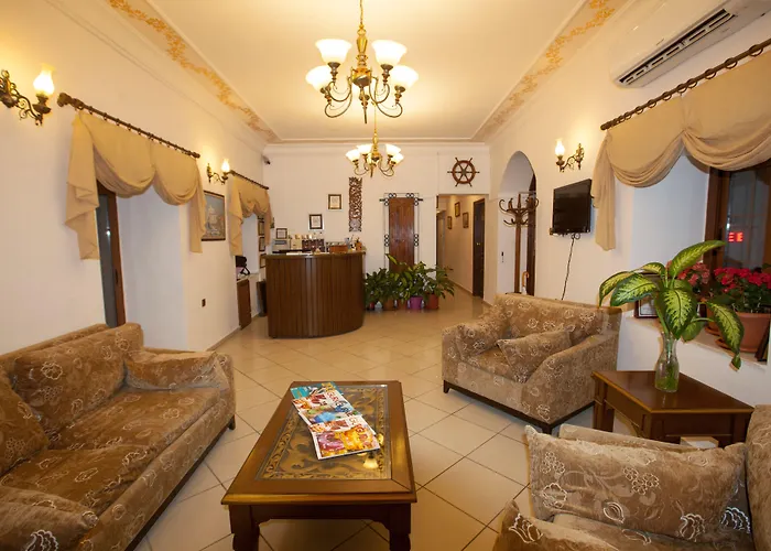 White Pearl 3* Kerínia